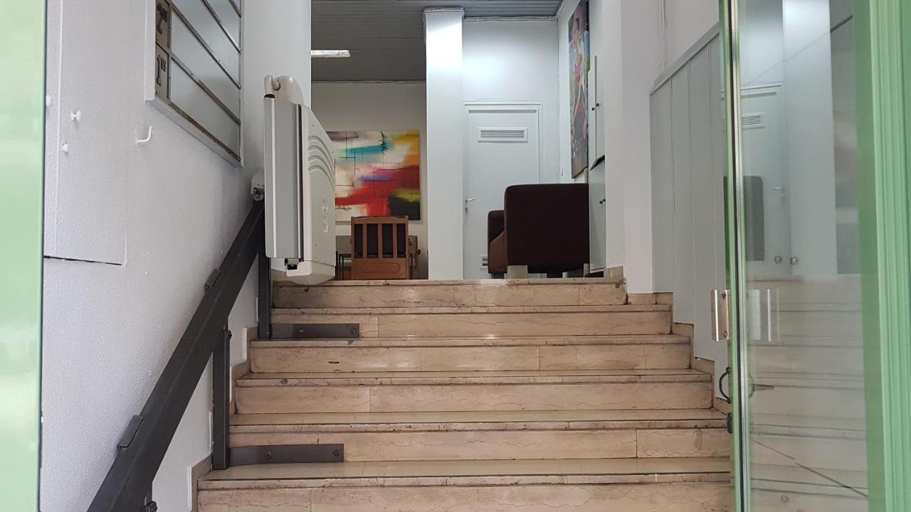 Palette Apartment Chocolate - Athens Center, 6 Bd, 3 Bath Bagian luar foto