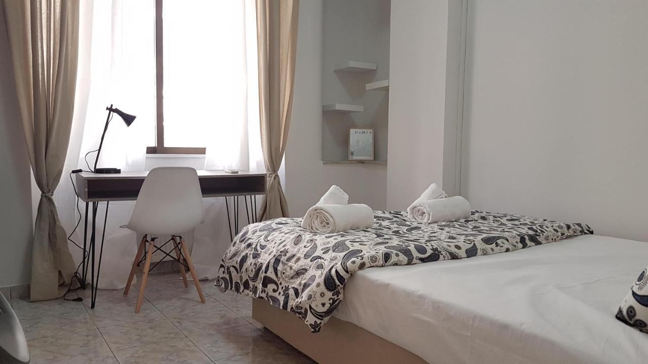 Palette Apartment Chocolate - Athens Center, 6 Bd, 3 Bath Bagian luar foto