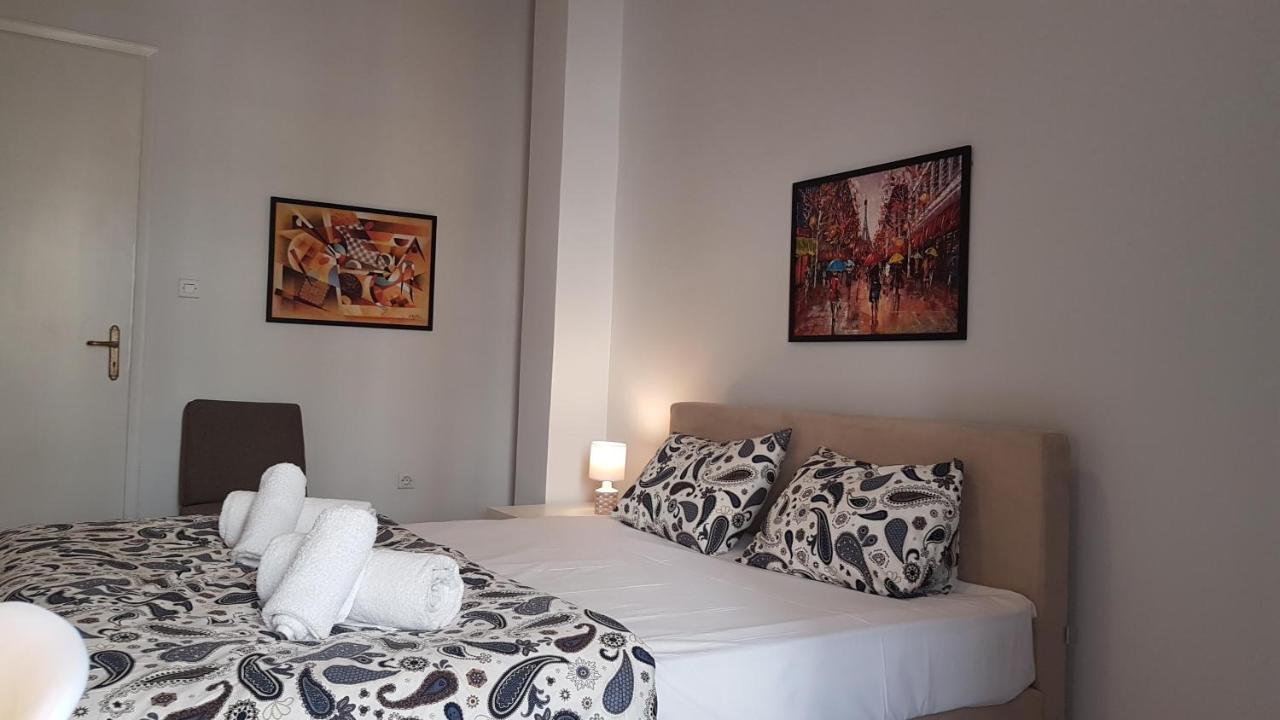 Palette Apartment Chocolate - Athens Center, 6 Bd, 3 Bath Bagian luar foto
